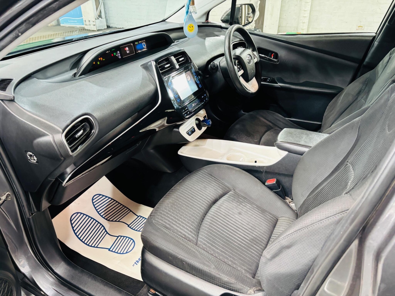 Used Toyota Prius 2016 for sale - 78058522: Photo 10