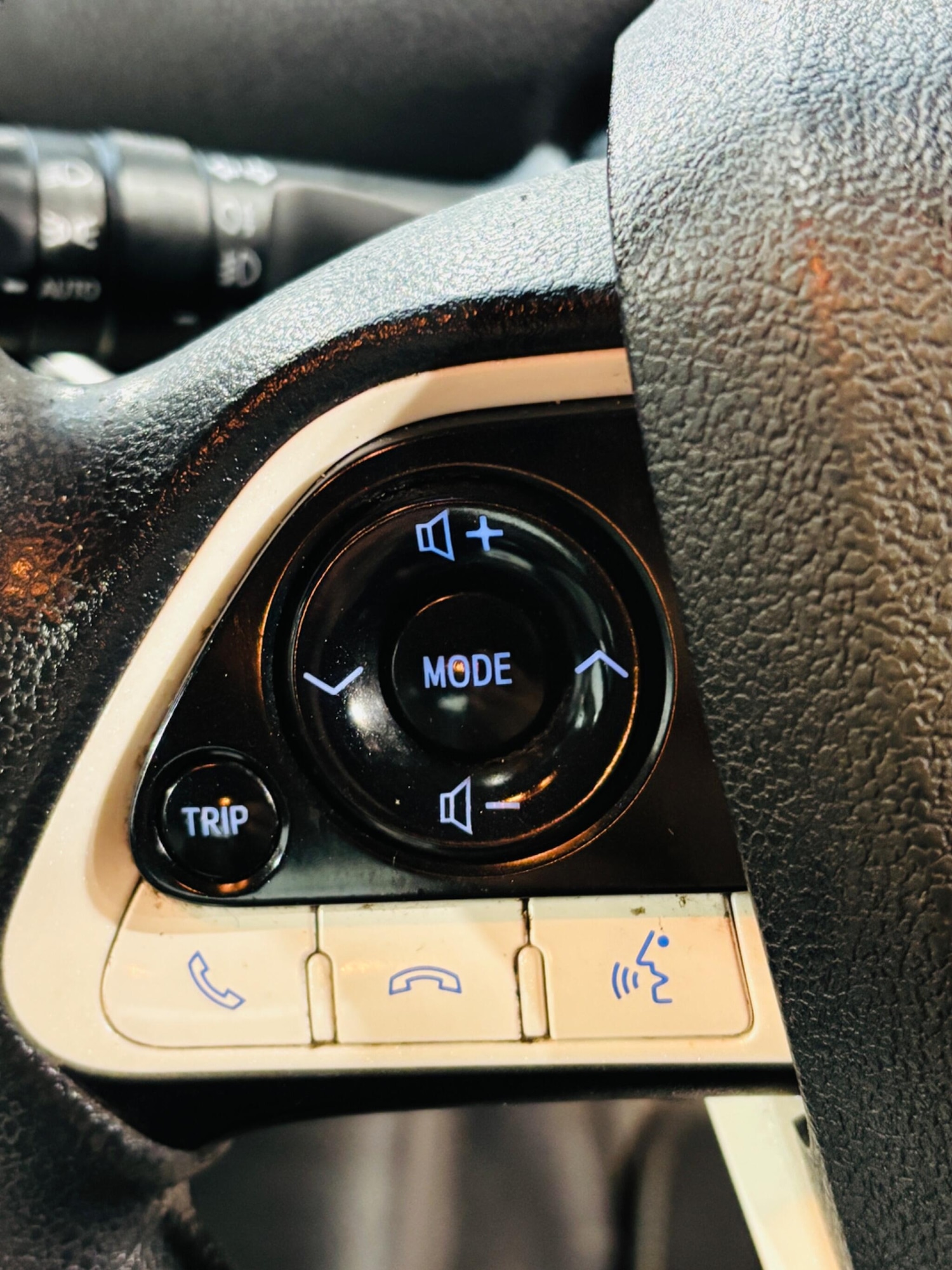 Used Toyota Prius 2016 for sale - 78058522: Photo 21