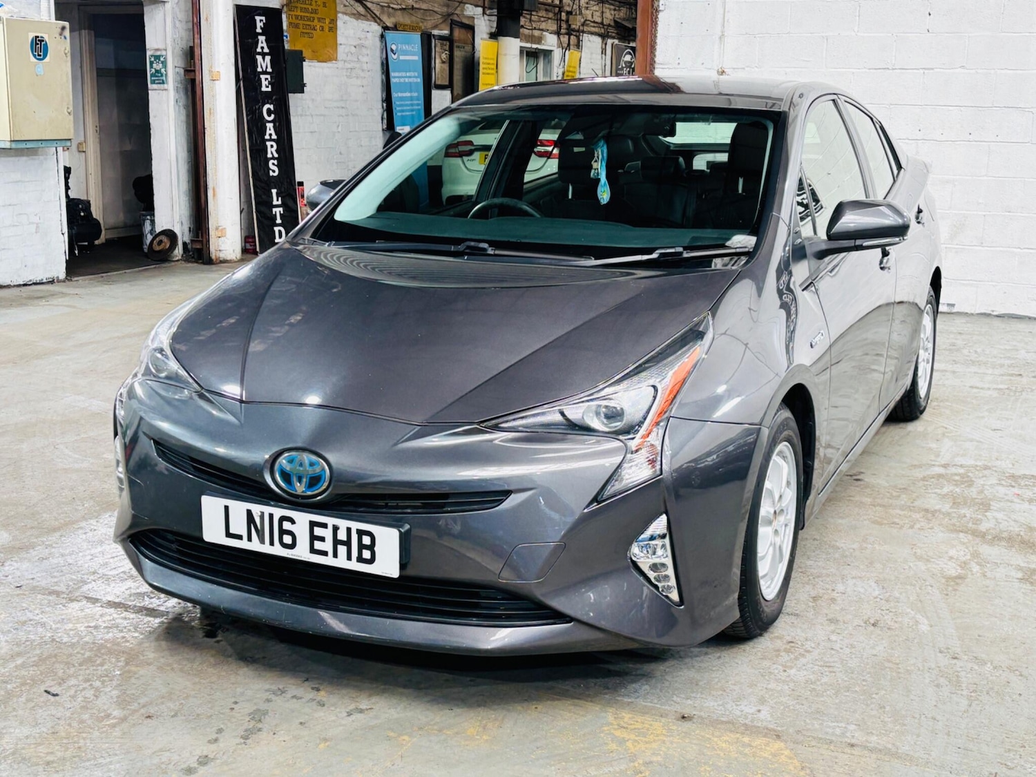 Used Toyota Prius 2016 for sale - 78058522: Photo 4
