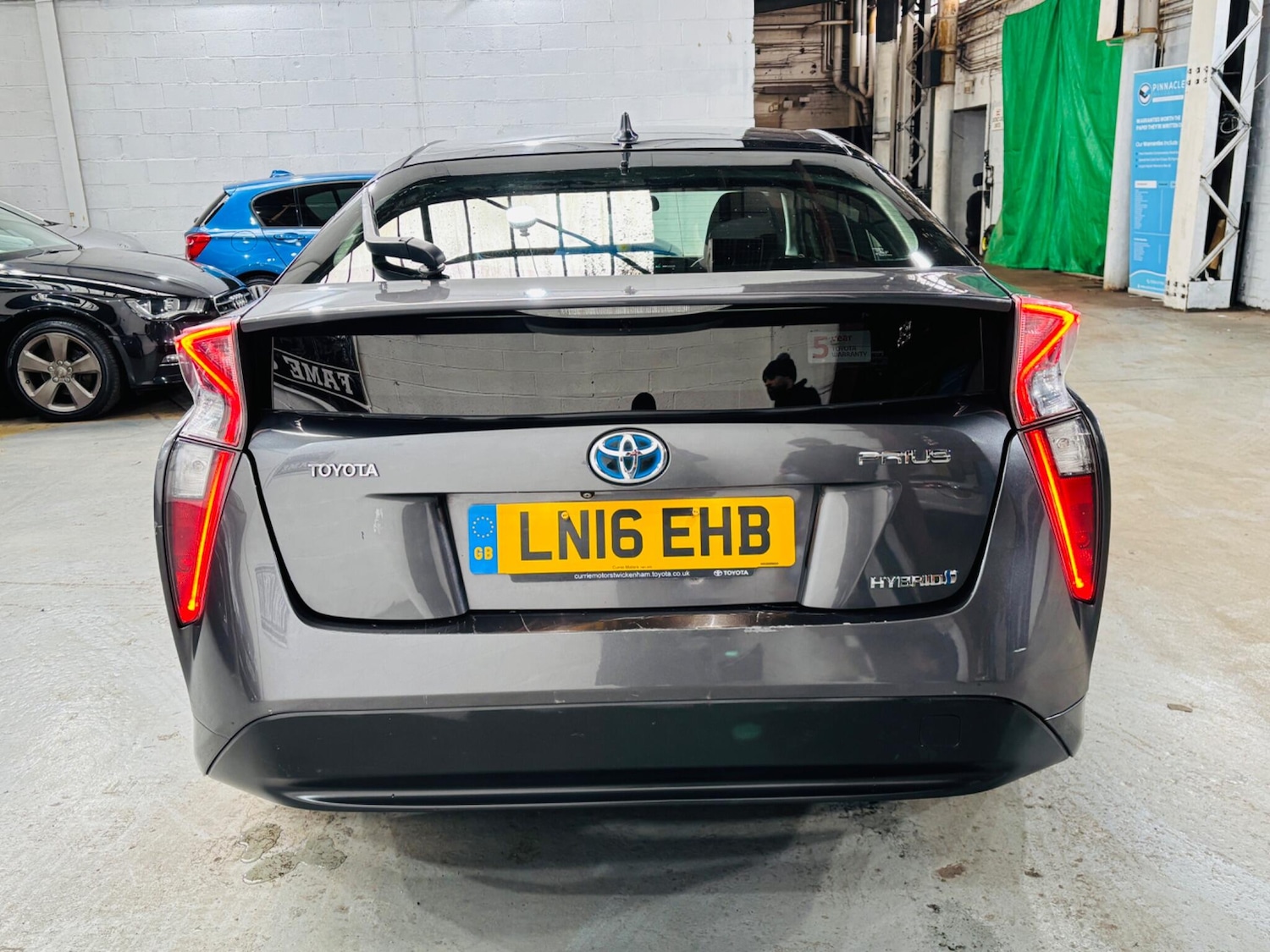 Used Toyota Prius 2016 for sale - 78058522: Photo 6