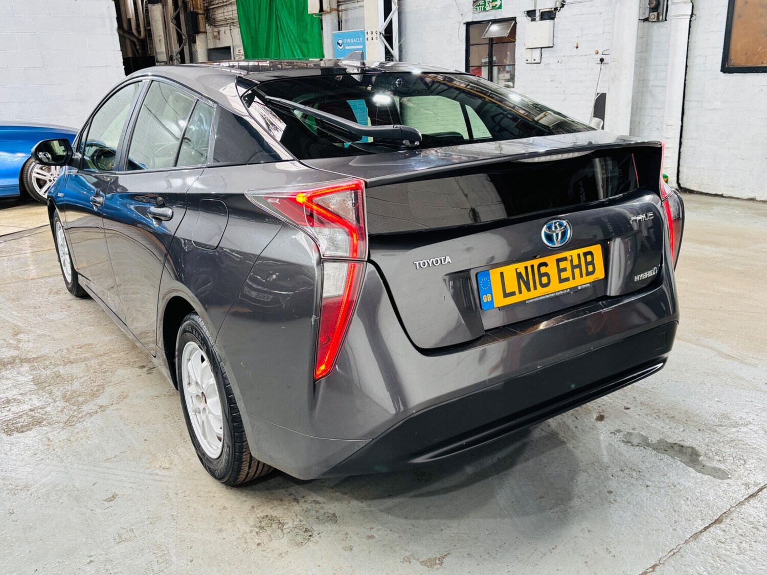 Used Toyota Prius 2016 for sale - 78058522: Photo 7