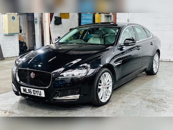 Used Jaguar XF 2016 for sale - 79676968: Photo