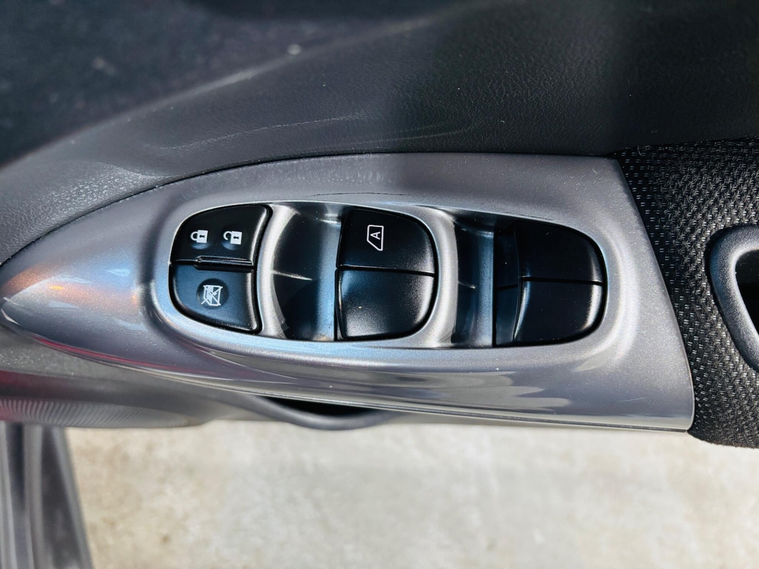 Used Nissan Juke 2011 for sale - 76388779: Photo 17