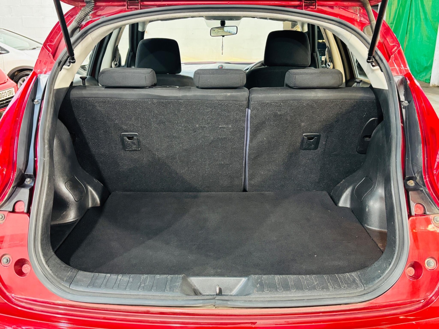 Used Nissan Juke 2011 for sale - 76388779: Photo 29