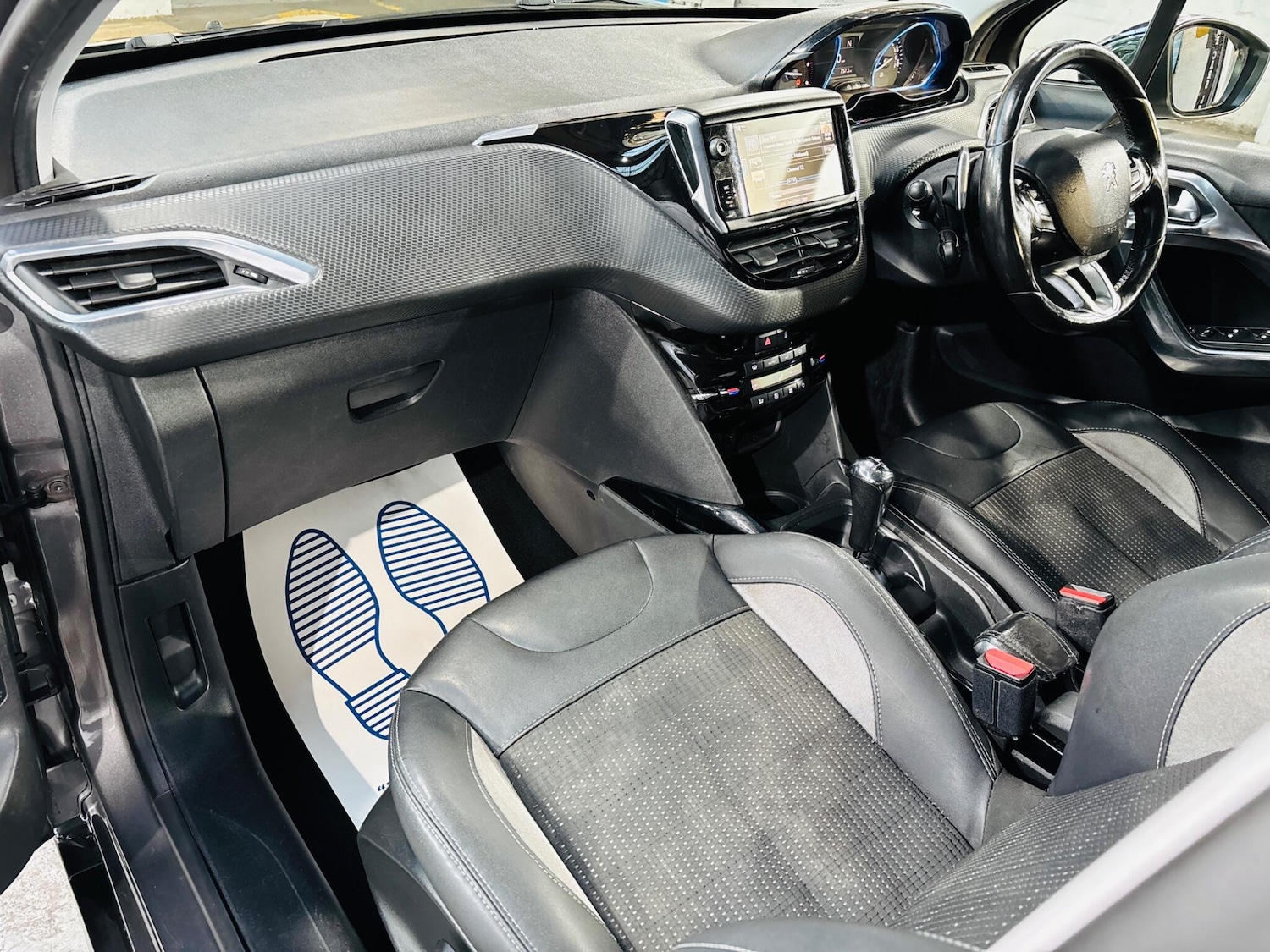 Used Peugeot 2008 2015 for sale - 76993782: Photo 14