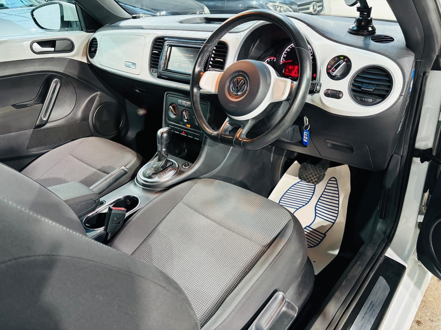 Used Volkswagen Beetle 2026 for sale - 77710015: Photo 10