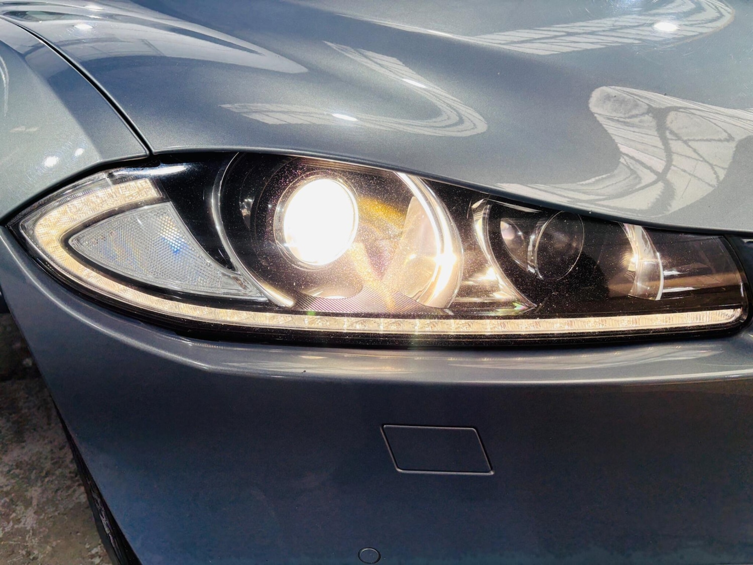 Used Jaguar XF 2013 for sale - 76270350: Photo 30