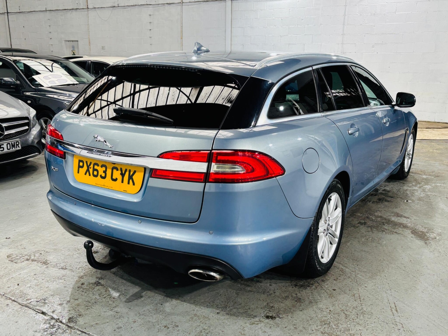 Used Jaguar XF 2013 for sale - 76270350: Photo 5