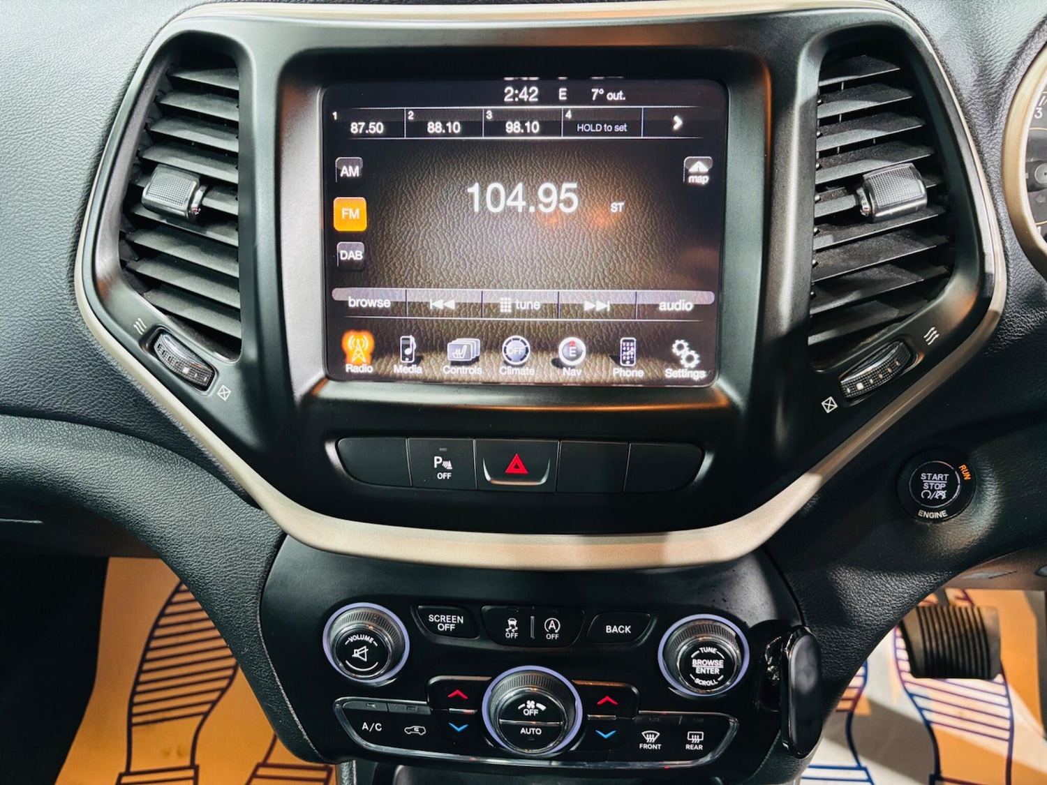 Used Jeep Cherokee 2015 for sale - 77267176: Photo 23