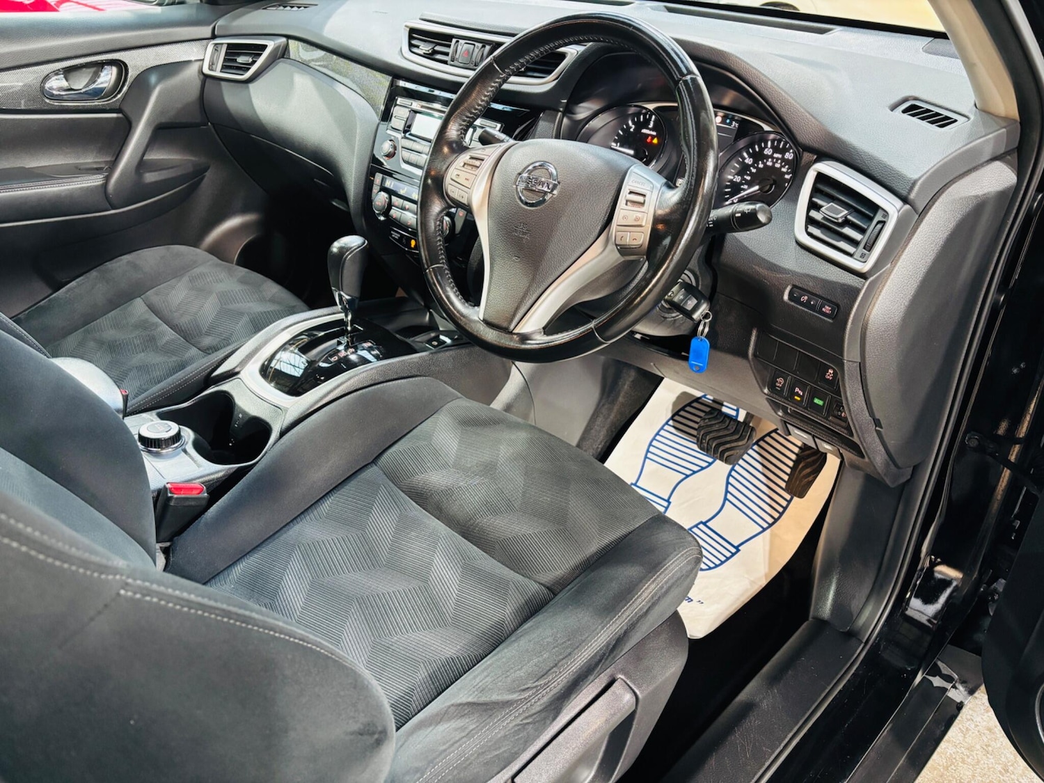 Used Nissan X-Trail 2017 for sale - 76657024: Photo 10