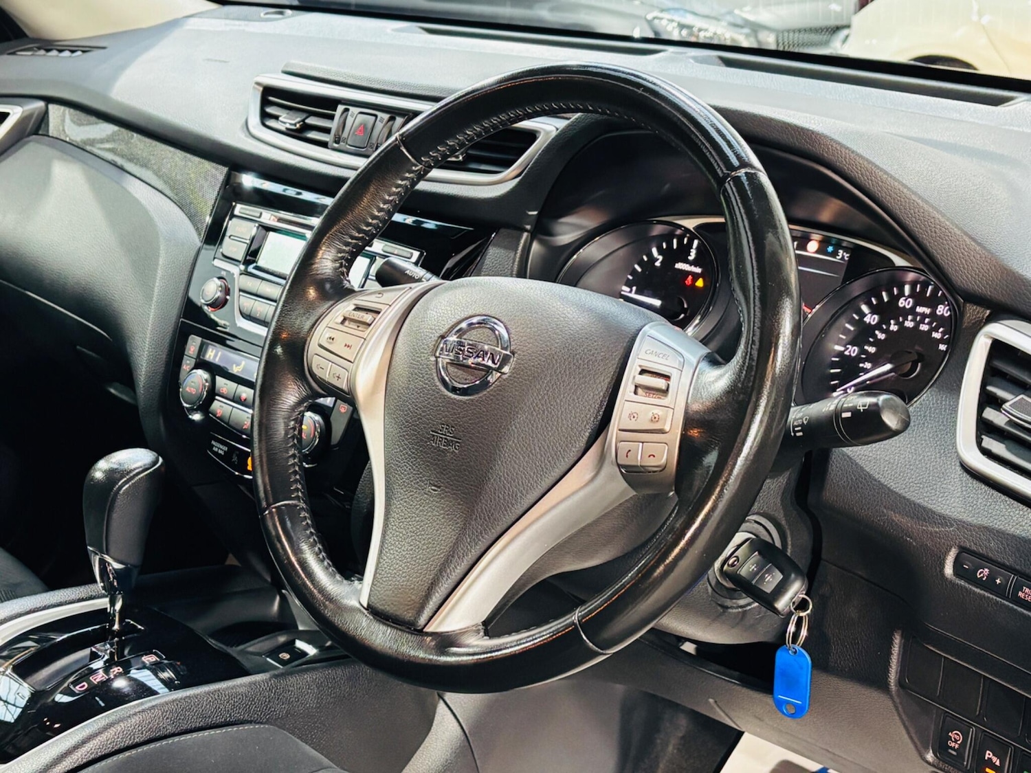 Used Nissan X-Trail 2017 for sale - 76657024: Photo 11