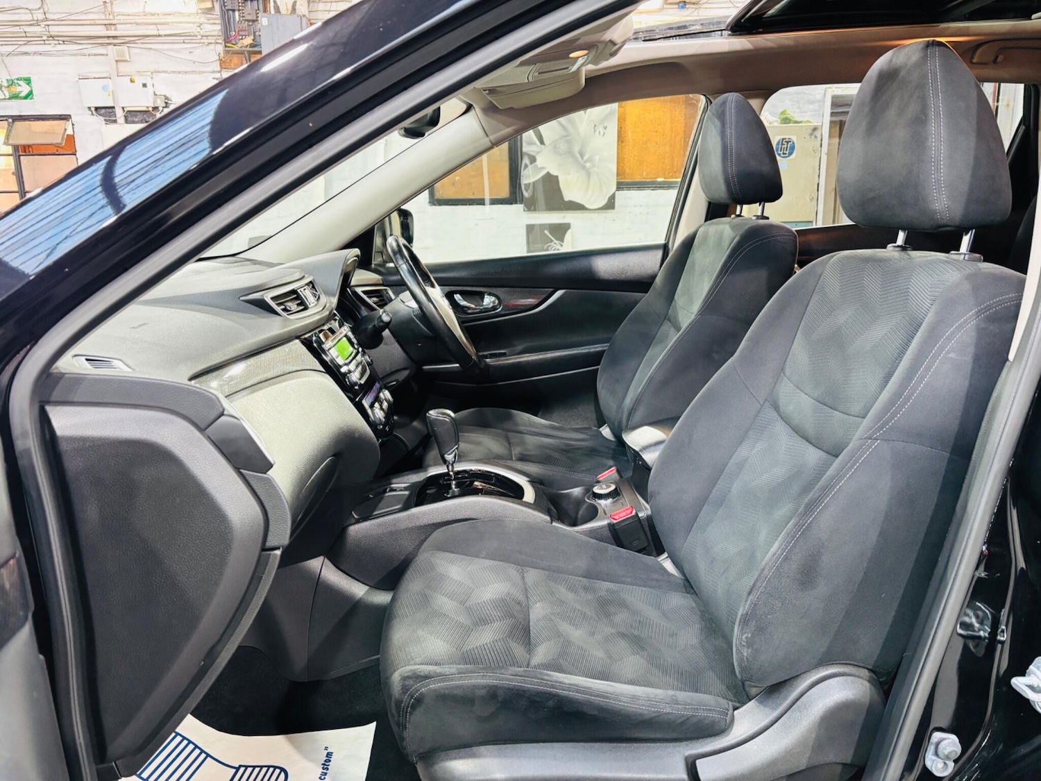 Used Nissan X-Trail 2017 for sale - 76657024: Photo 15