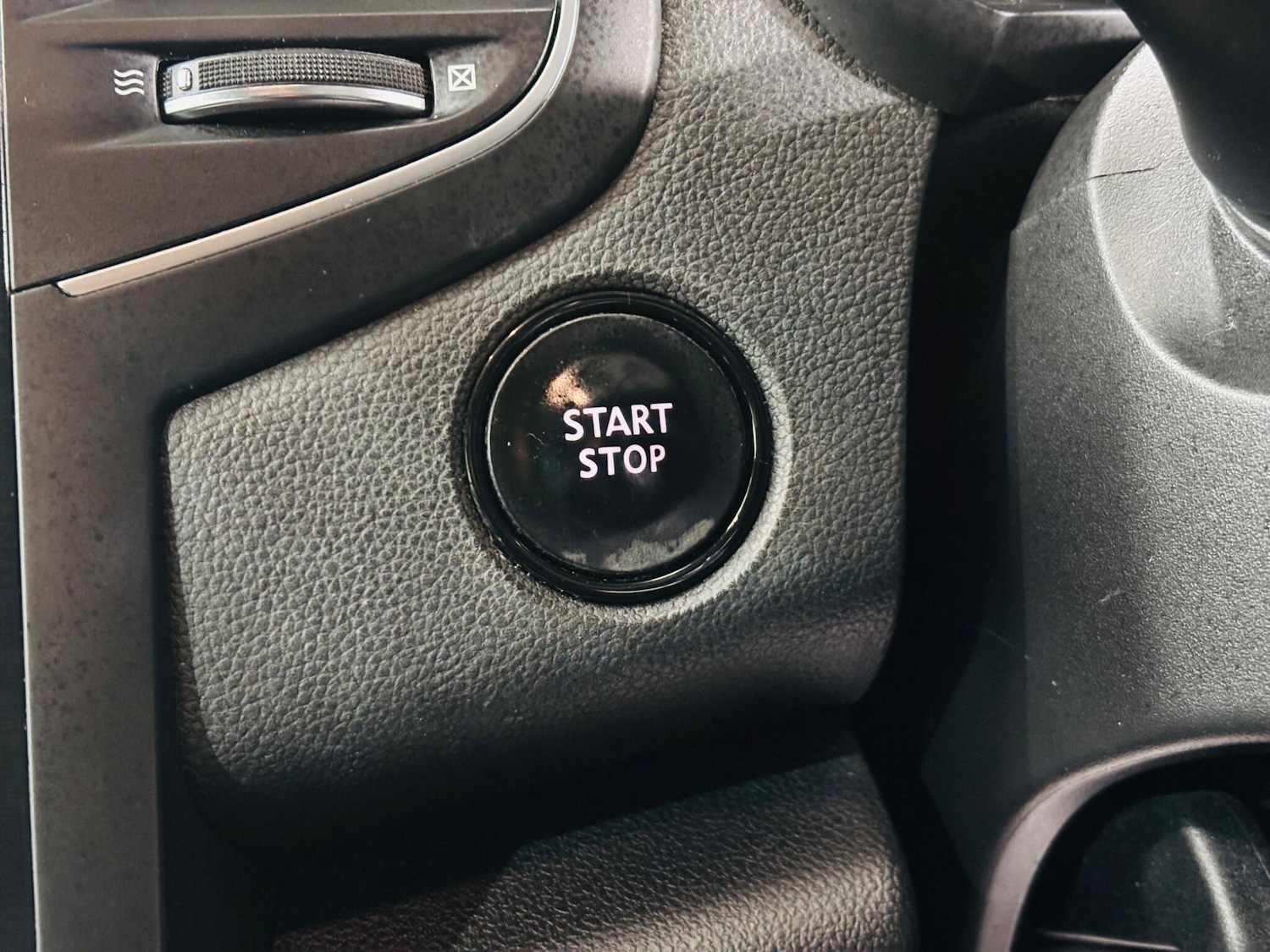 Used Renault Megane 2016 for sale - 77908466: Photo 24