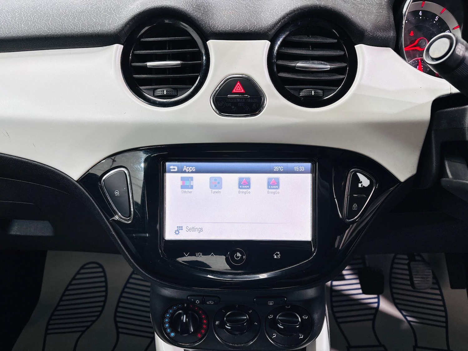 Vehicle 25
