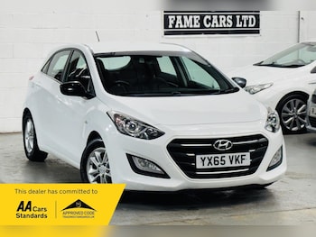 Used Hyundai i30 2015 for sale - 79348232: Photo