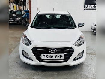 Used Hyundai i30 2015 for sale - 79348232: Photo