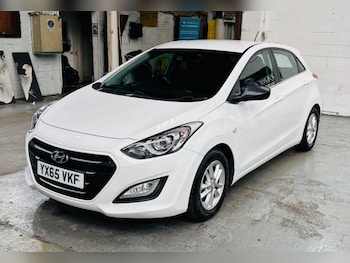 Used Hyundai i30 2015 for sale - 79348232: Photo