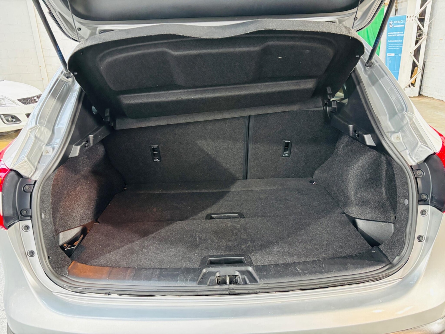 Used Nissan Qashqai 2016 for sale - 78170356: Photo 33