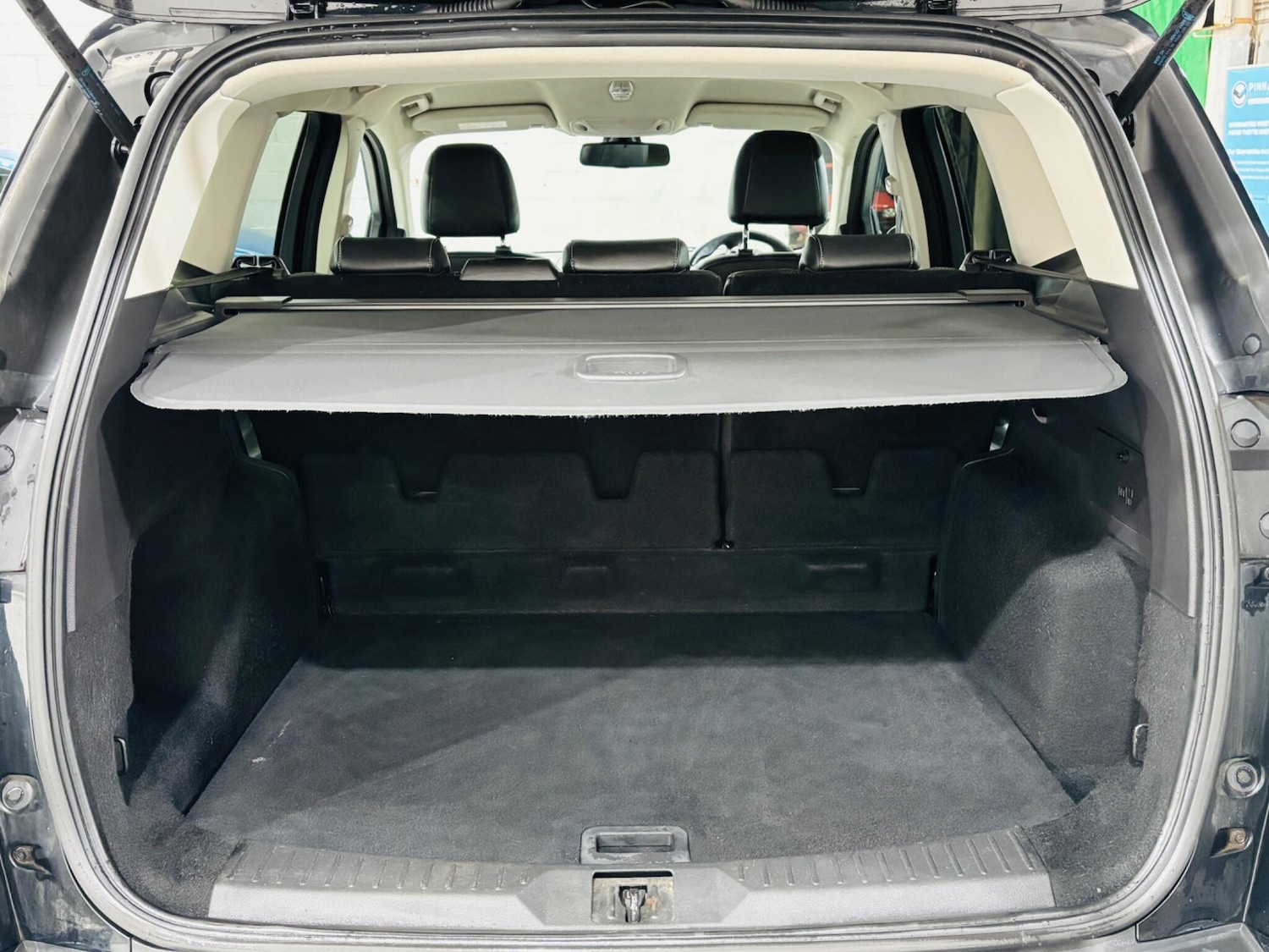 Used Ford Kuga 2015 for sale - 76270062: Photo 35