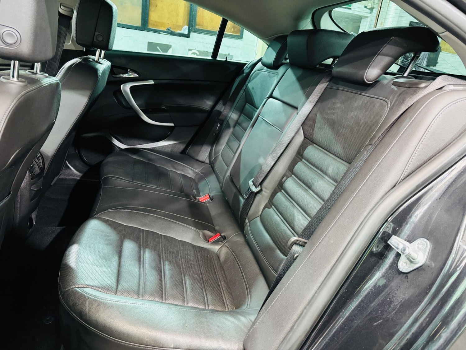 Used Vauxhall Insignia 2015 for sale - 76926930: Photo 16