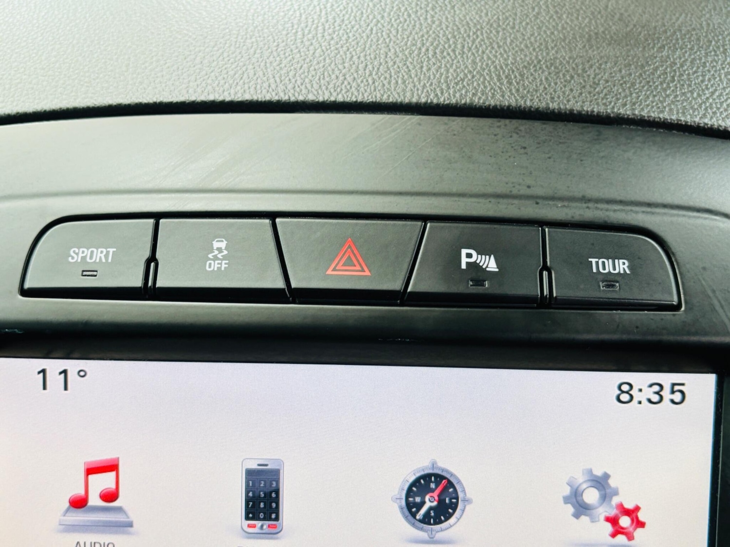 Used Vauxhall Insignia 2015 for sale - 76926930: Photo 30