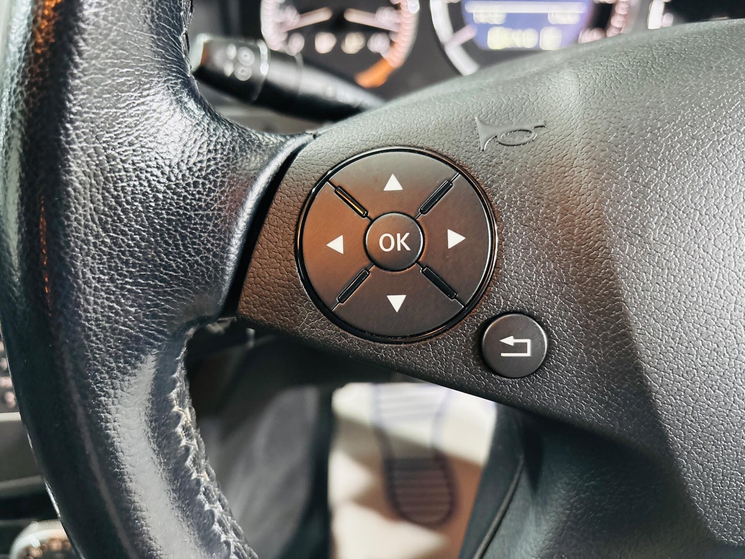 Used Mercedes-Benz C Class 2011 for sale - 76992199: Photo 22