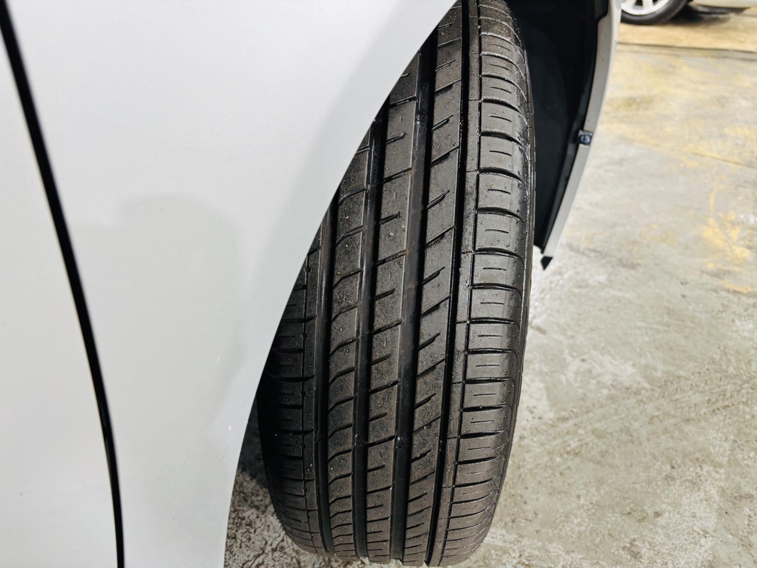 Used Toyota Avensis 2012 for sale - 76965259: Photo 28