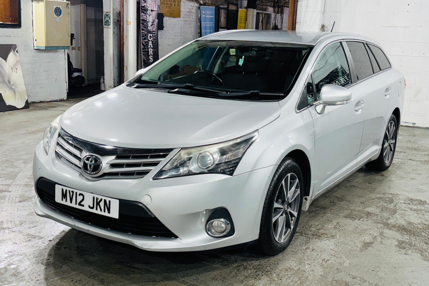 Used Toyota Avensis 2012 for sale - 76965259: Photo 4