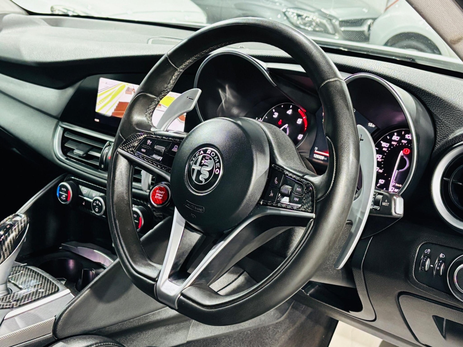 Used Alfa Romeo Giulia 2018 for sale - 76886497: Photo 11