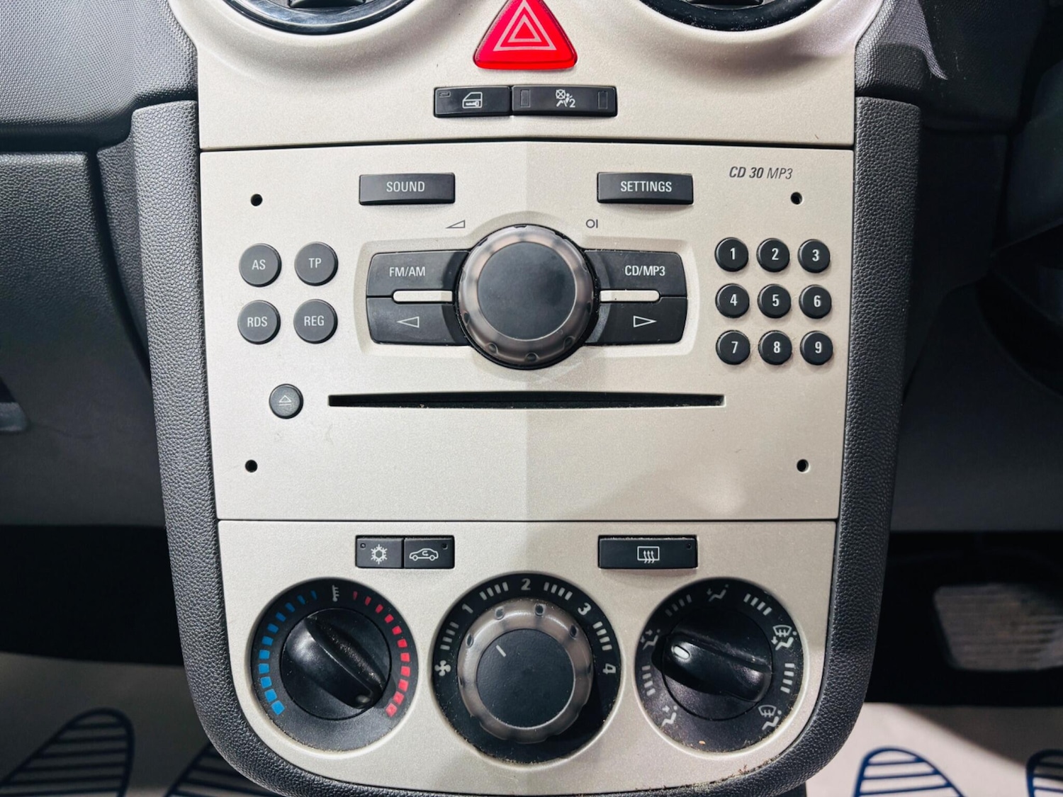 Used Vauxhall Corsa 2008 for sale - 77908835: Photo 18