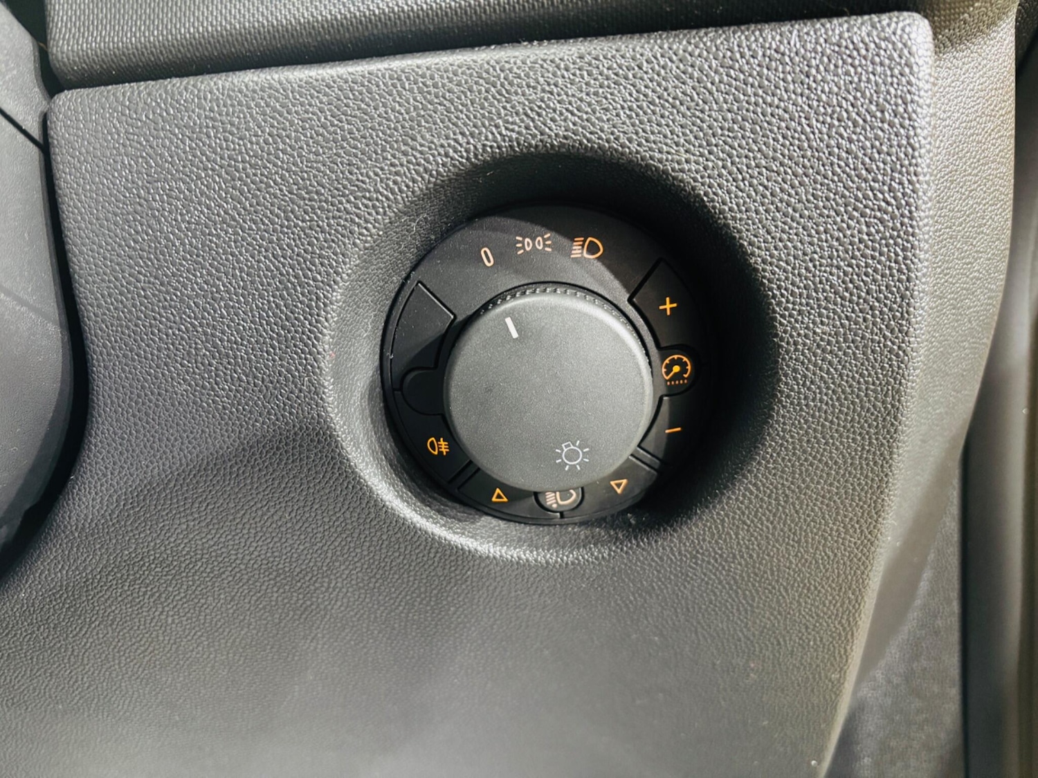 Used Vauxhall Corsa 2008 for sale - 77908835: Photo 20