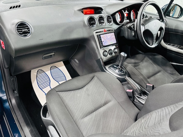 Used Peugeot 308 2010 for sale - 76250933: Photo 14