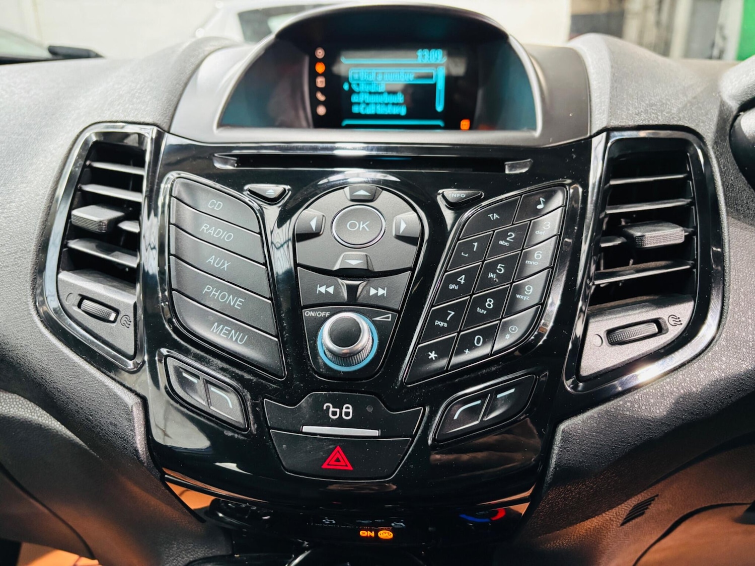 Used Ford Fiesta 2015 for sale - 77053953: Photo 22