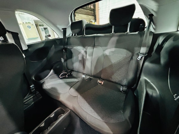 Used Vauxhall ADAM 2015 for sale - 76315274: Photo 16