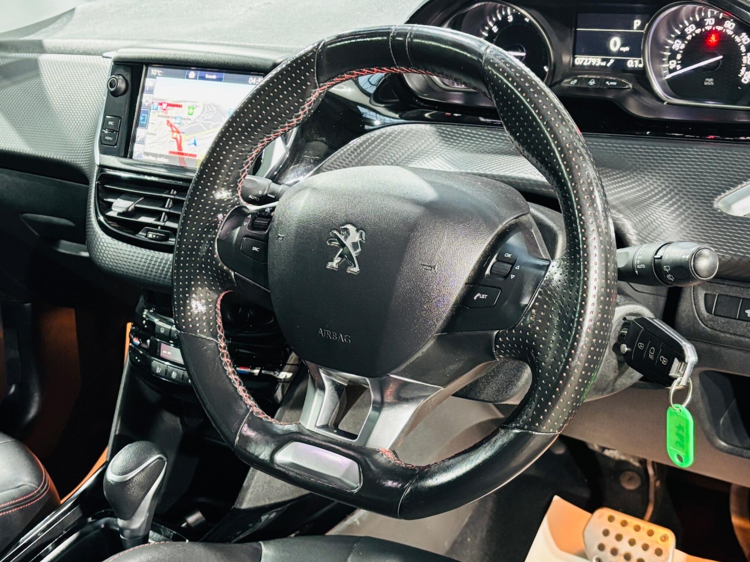 Used Peugeot 2008 2016 for sale - 77883565: Photo 11