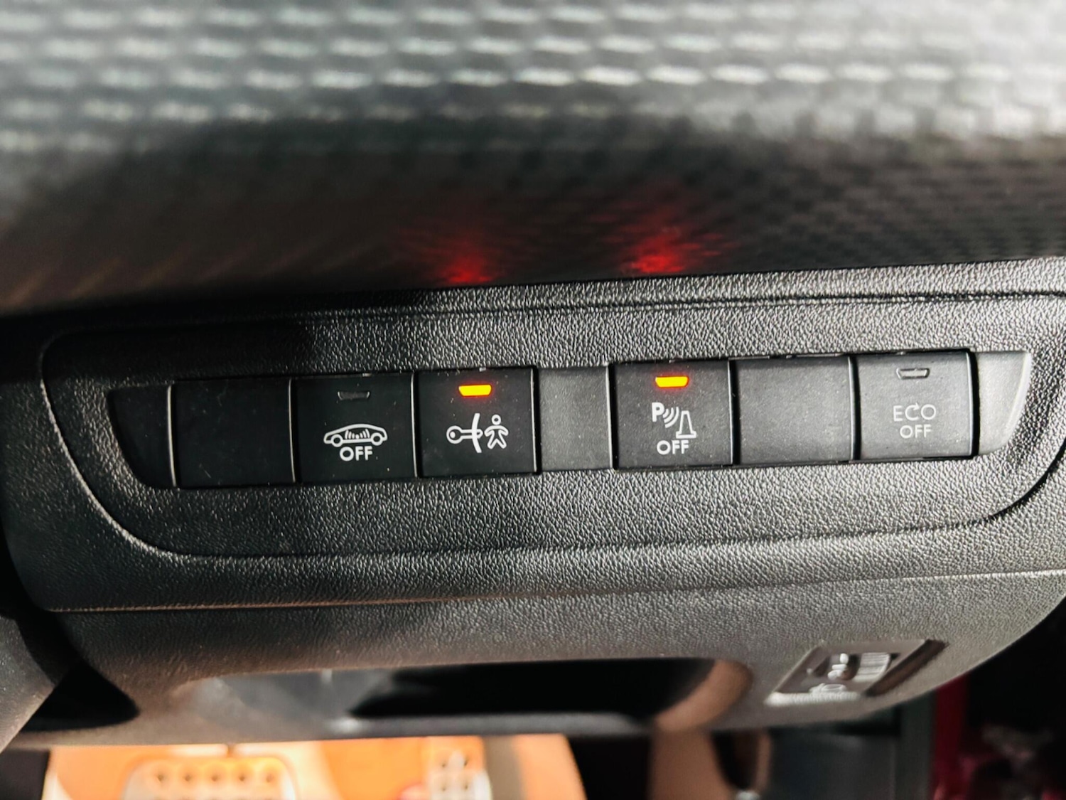 Used Peugeot 2008 2016 for sale - 77883565: Photo 19