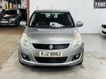 Used Suzuki Swift 2010 for sale - 79316835: Photo
