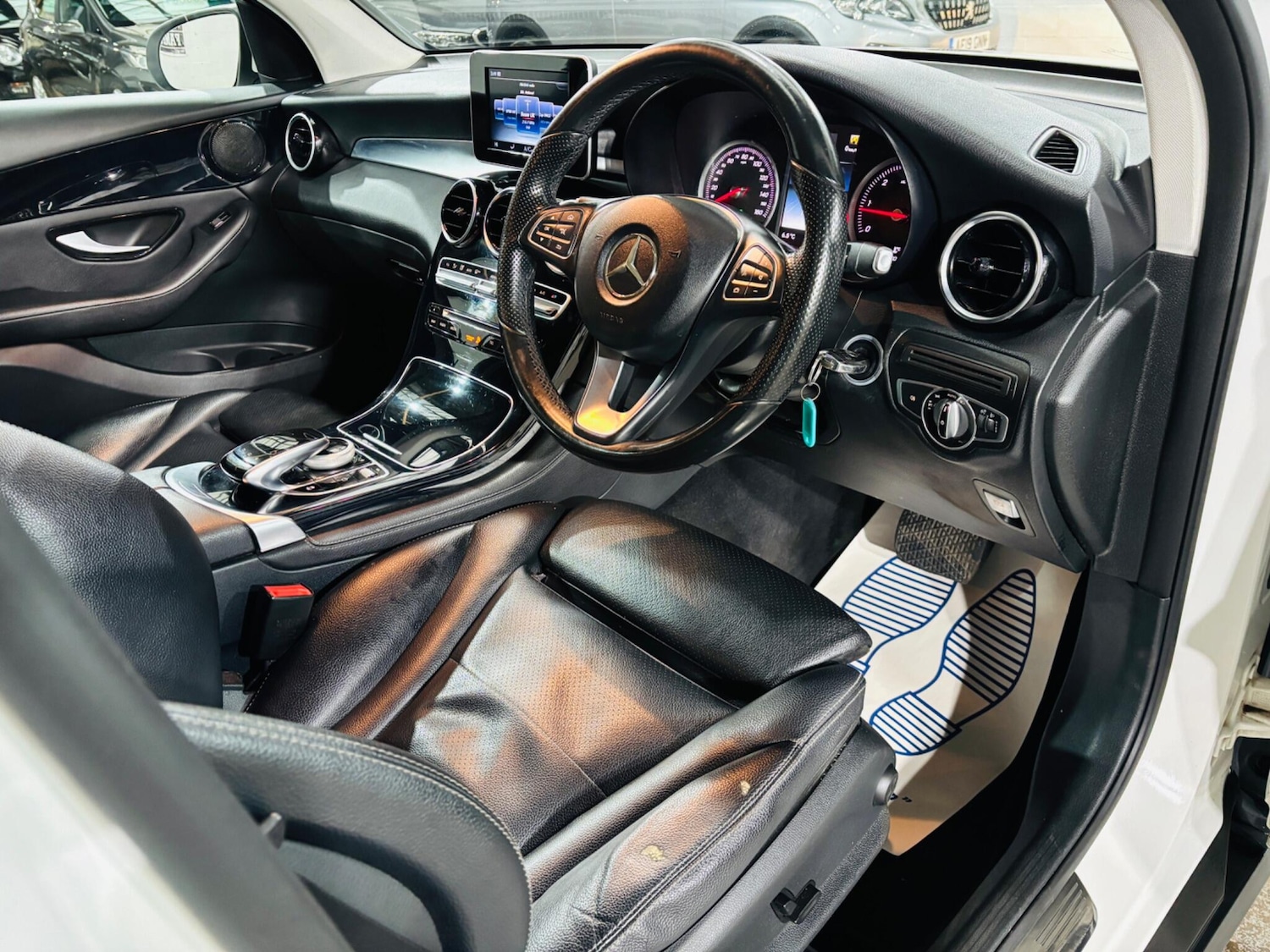 Used Mercedes-Benz GLC 2015 for sale - 77612555: Photo 10