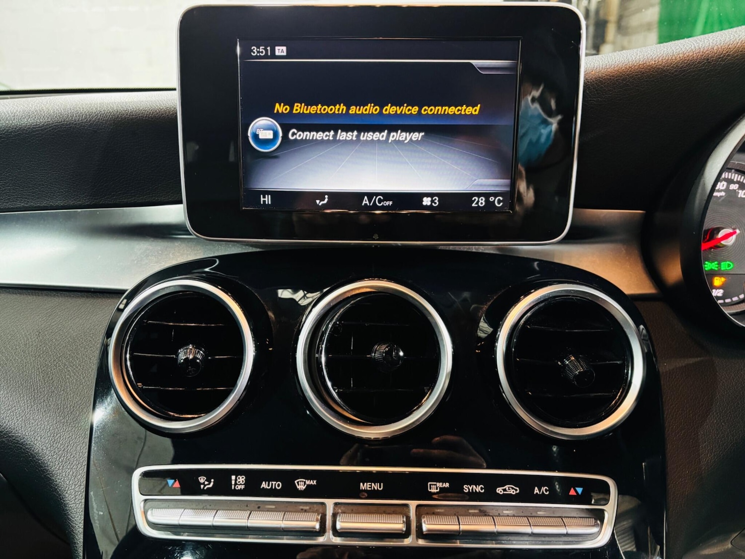 Used Mercedes-Benz GLC 2015 for sale - 77612555: Photo 25