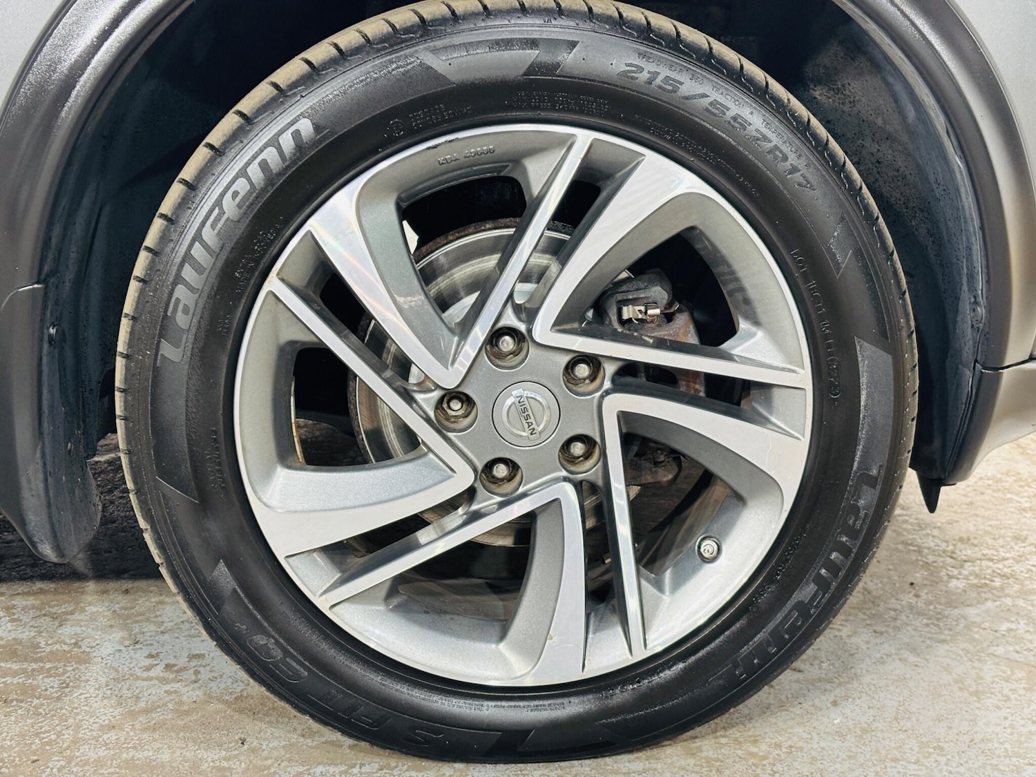 Used Nissan Juke 2015 for sale - 78115939: Photo 32