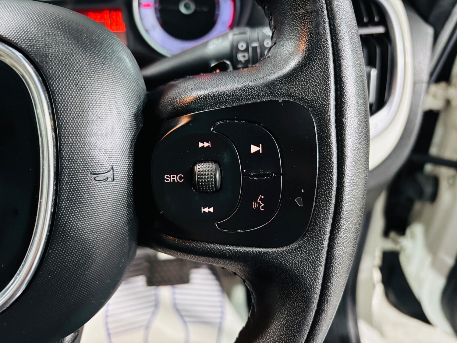 Used Fiat 500L 2013 for sale - 76592159: Photo 20