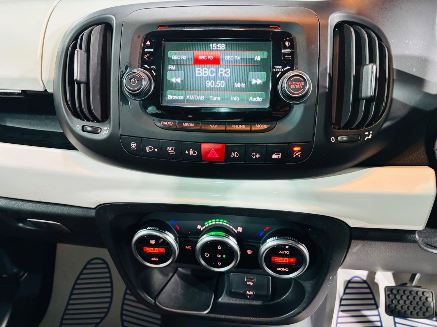 Used Fiat 500L 2013 for sale - 76592159: Photo 22