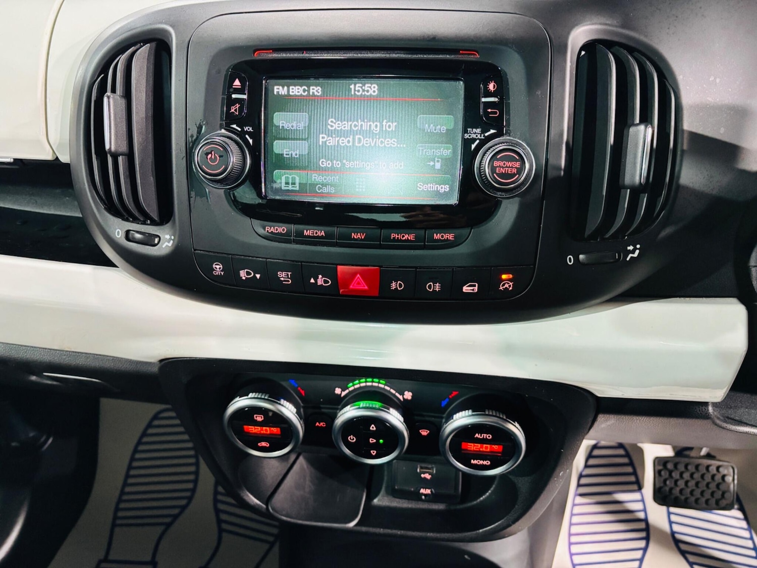 Used Fiat 500L 2013 for sale - 76592159: Photo 25