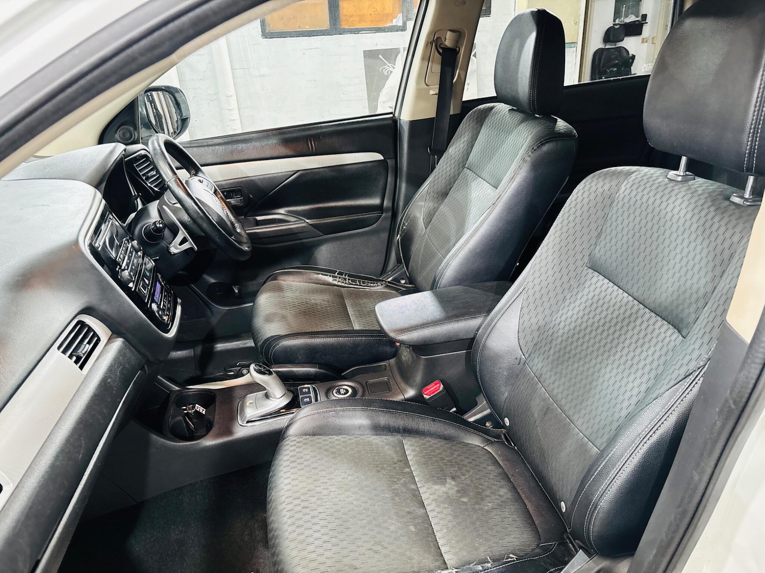 Used Mitsubishi Outlander 2015 for sale - 78019472: Photo 15