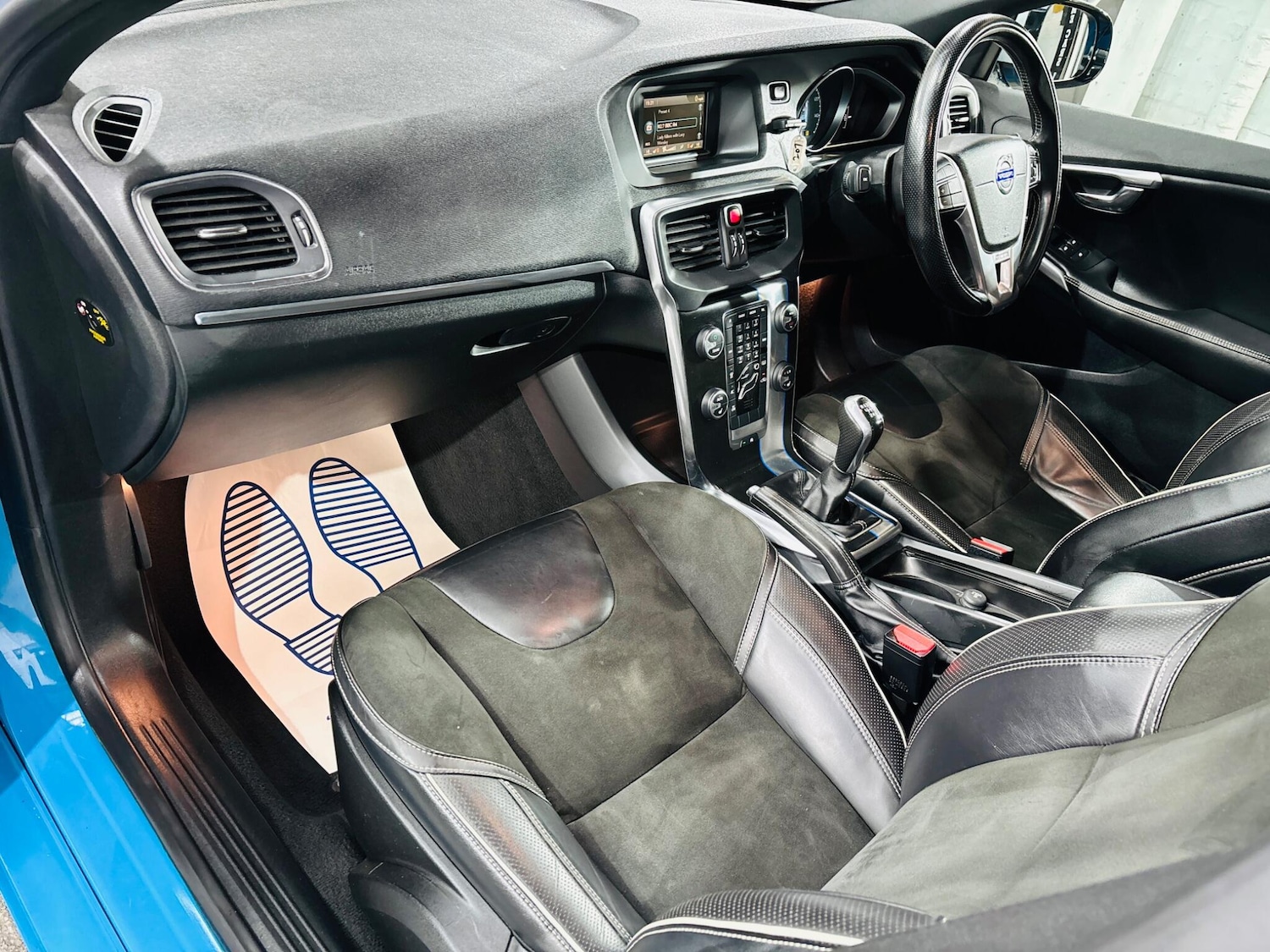 Used Volvo V40 2015 for sale - 77344070: Photo 14