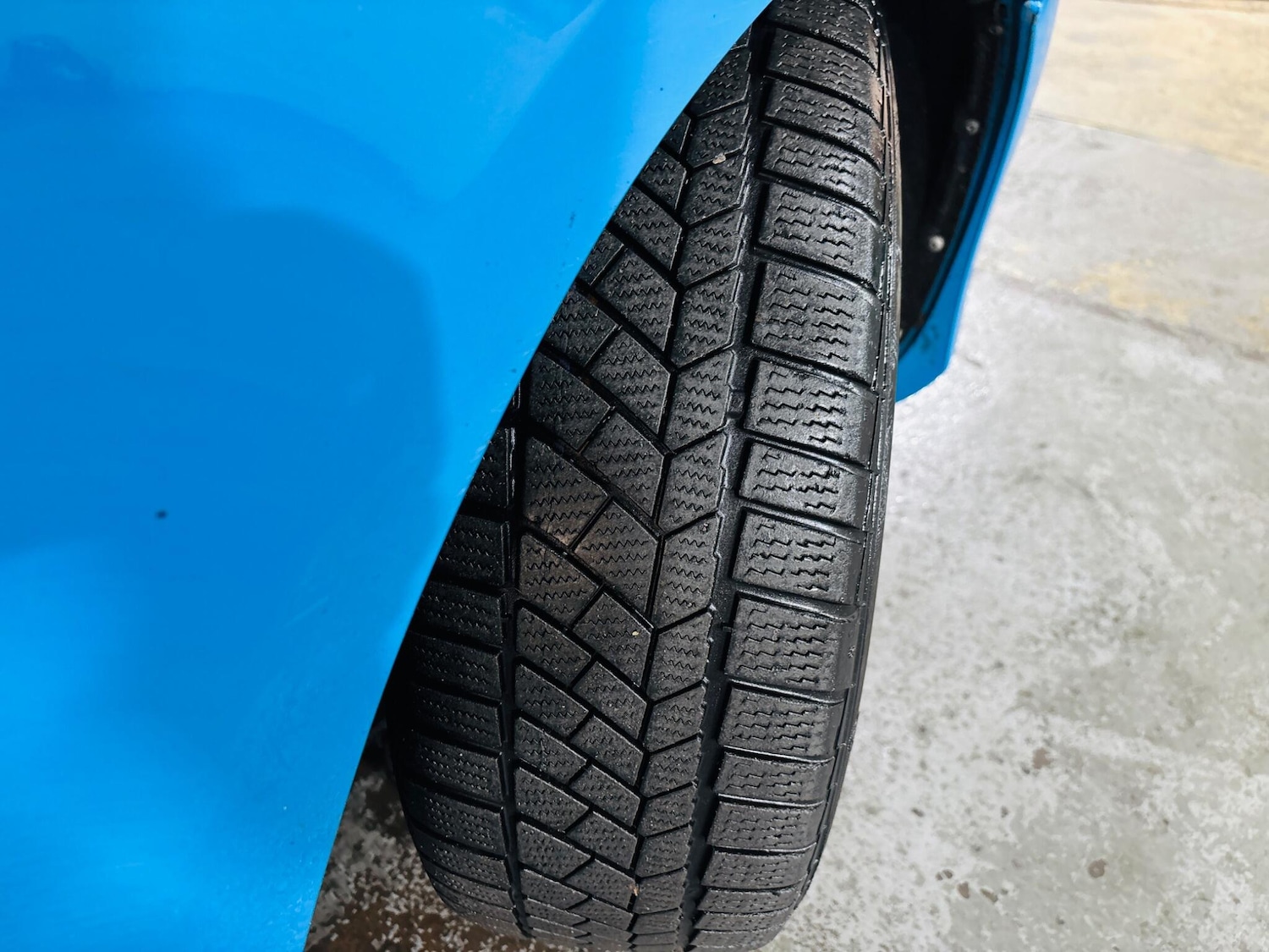 Used Volvo V40 2015 for sale - 77344070: Photo 28