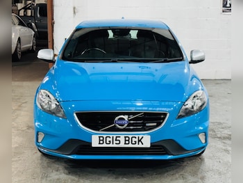 Used Volvo V40 2015 for sale - 77344070: Photo