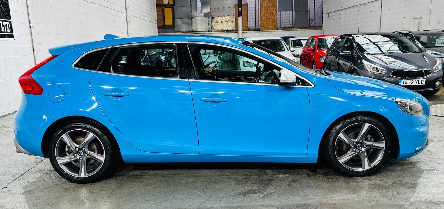 Used Volvo V40 2015 for sale - 77344070: Photo 8