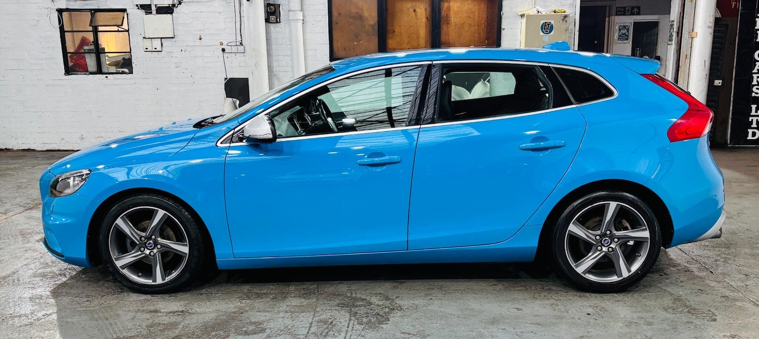 Used Volvo V40 2015 for sale - 77344070: Photo 9