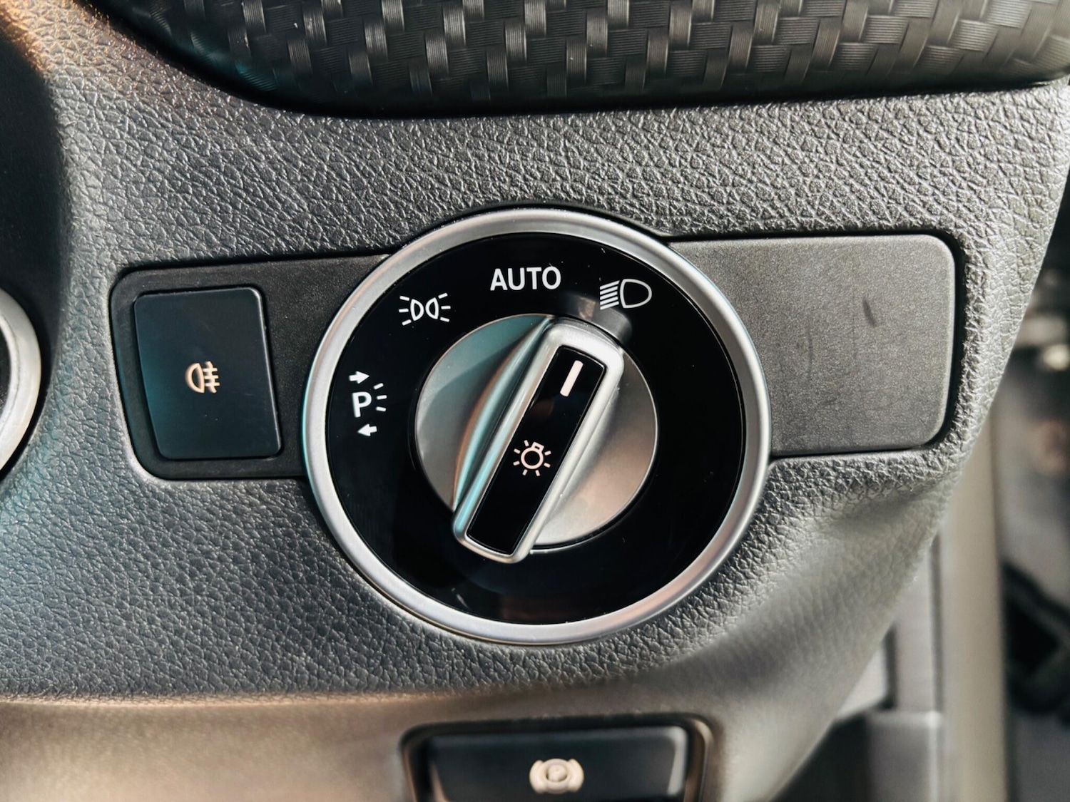 Used Mercedes-Benz A-Class 2016 for sale - 76989826: Photo 19